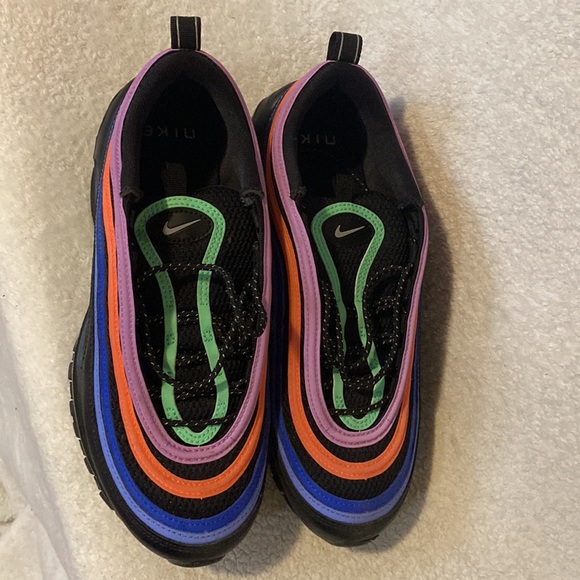 Nike Air Max - Picture 5 of 6